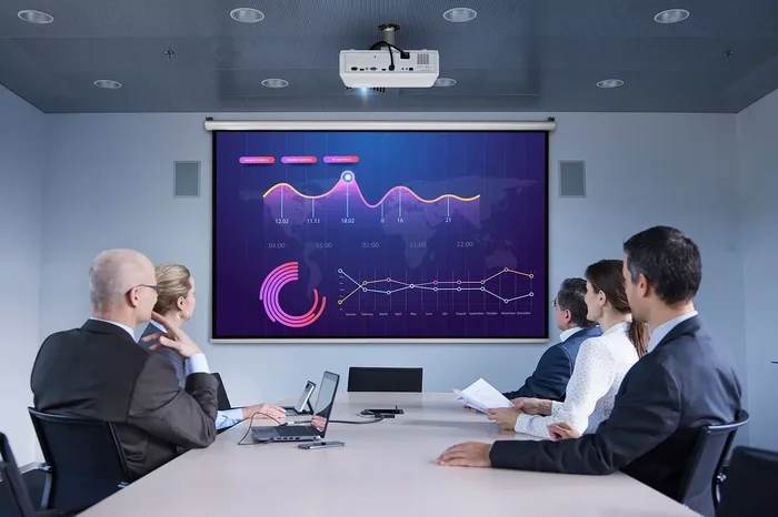 Why The Advantages Of A Data Projector Are Worth It
