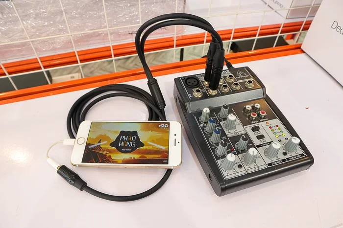 Can I Connect My Iphone To A Mixer For Better Sound