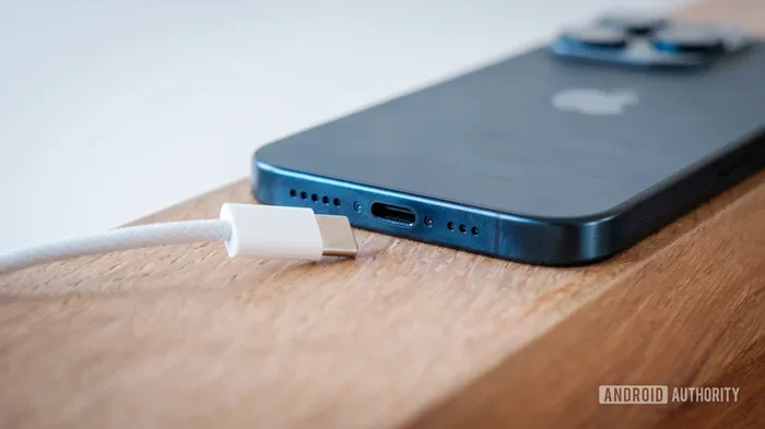 What Usb Charger Does Iphone Use And Which One Is Best